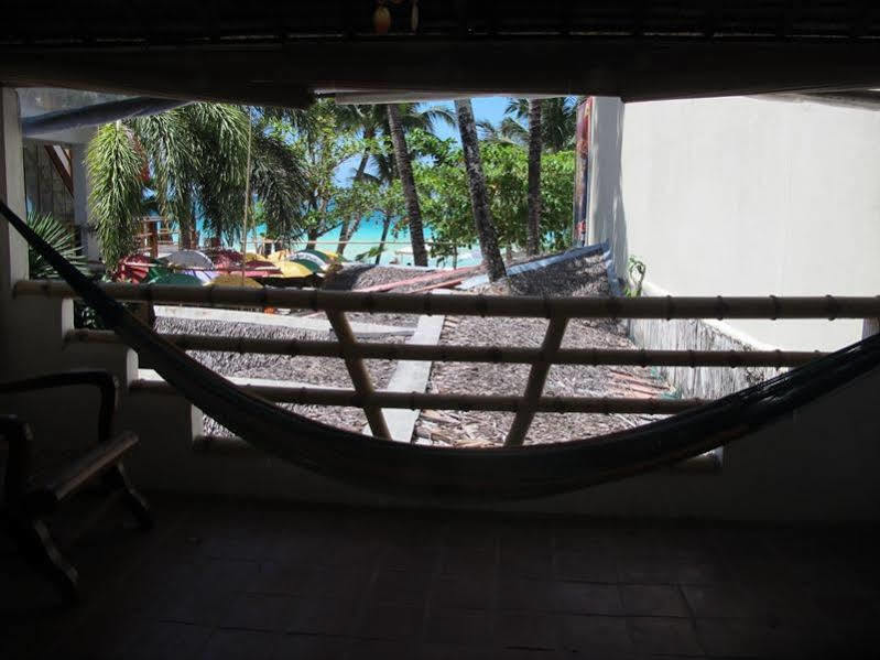 Bamboo Bungalows Resthouse Balabag  Exterior photo