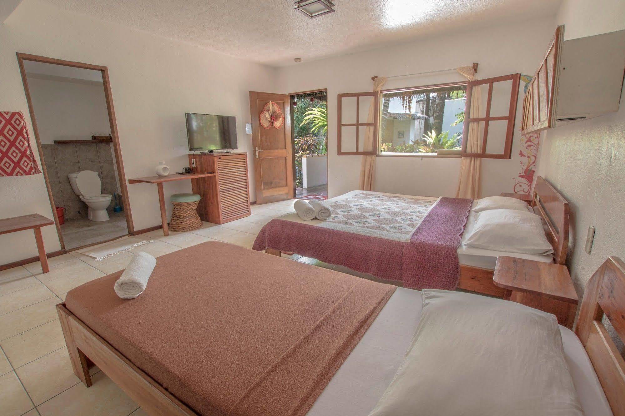 Bamboo Bungalows Resthouse Balabag  Exterior photo